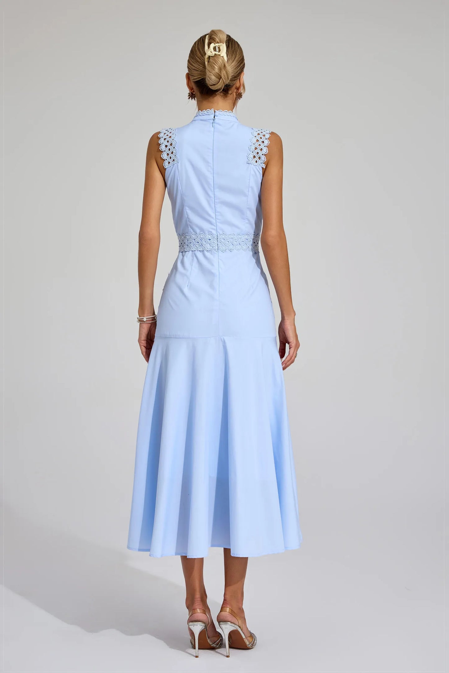 Lisette | Sleeveless Lace Dress