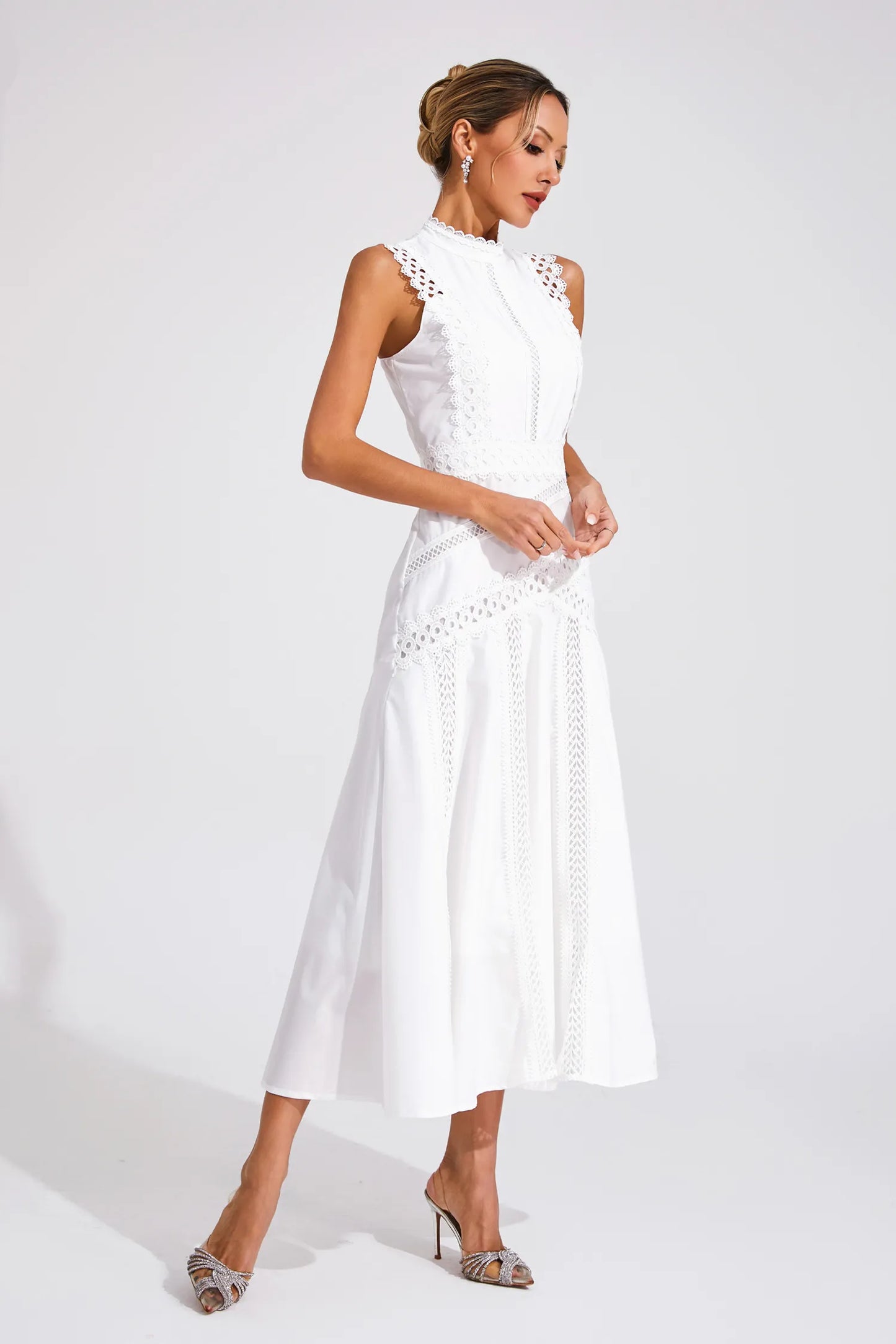 Lisette | Sleeveless Lace Dress